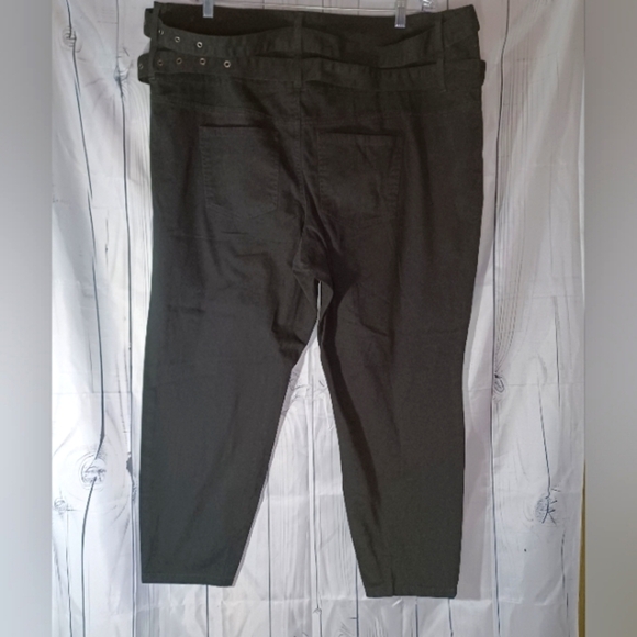 Love Revival Women's Black Pants - Picture 2 of 12